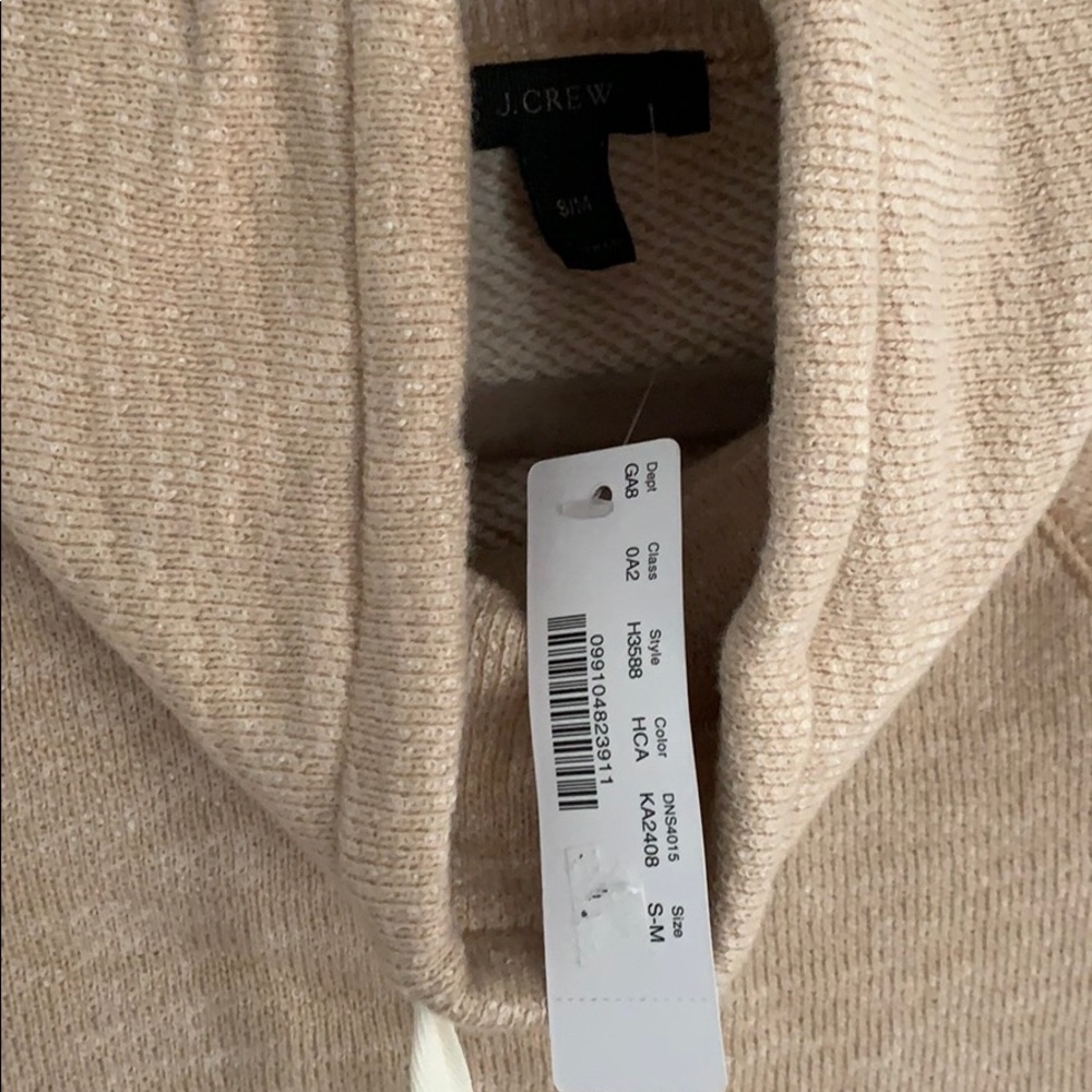 J.Crew Pullover - Picture 2 of 3